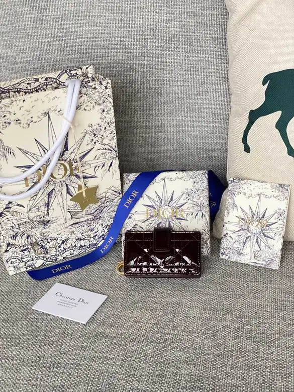 S0074 10.4X7X2cm YG 6