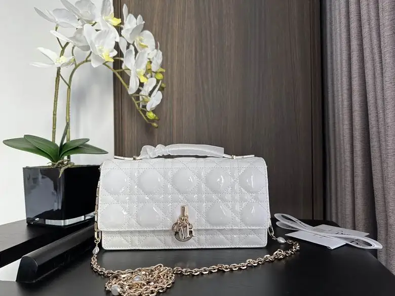 0604 21X11.5X4.5cm YG 3