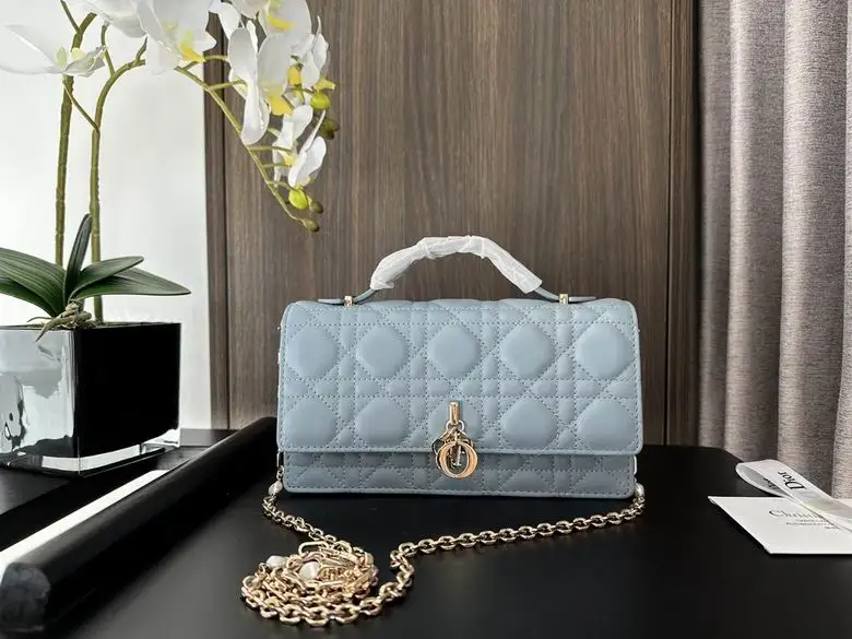 0604 21X11.5X4.5cm YG 7