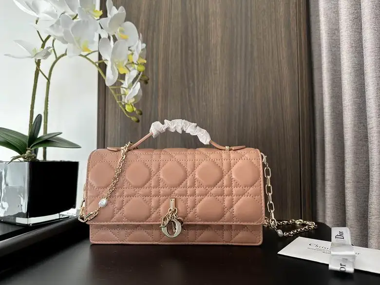 0604 21X11.5X4.5cm YG 8