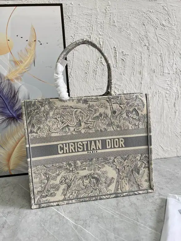 MM1286 41.5X35X18cm YT