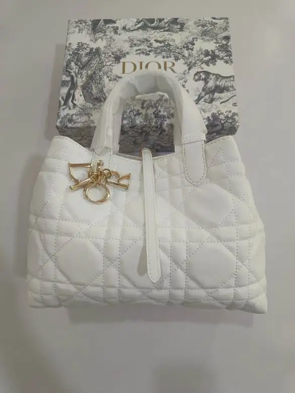 28.5X19X21.5cm 122003 WO 3