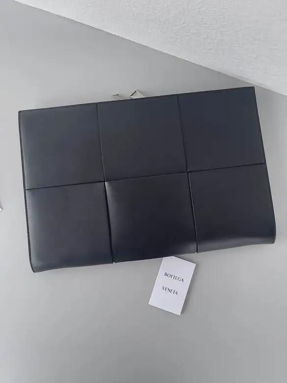 680169 36.6x3x24.5cm BG 2