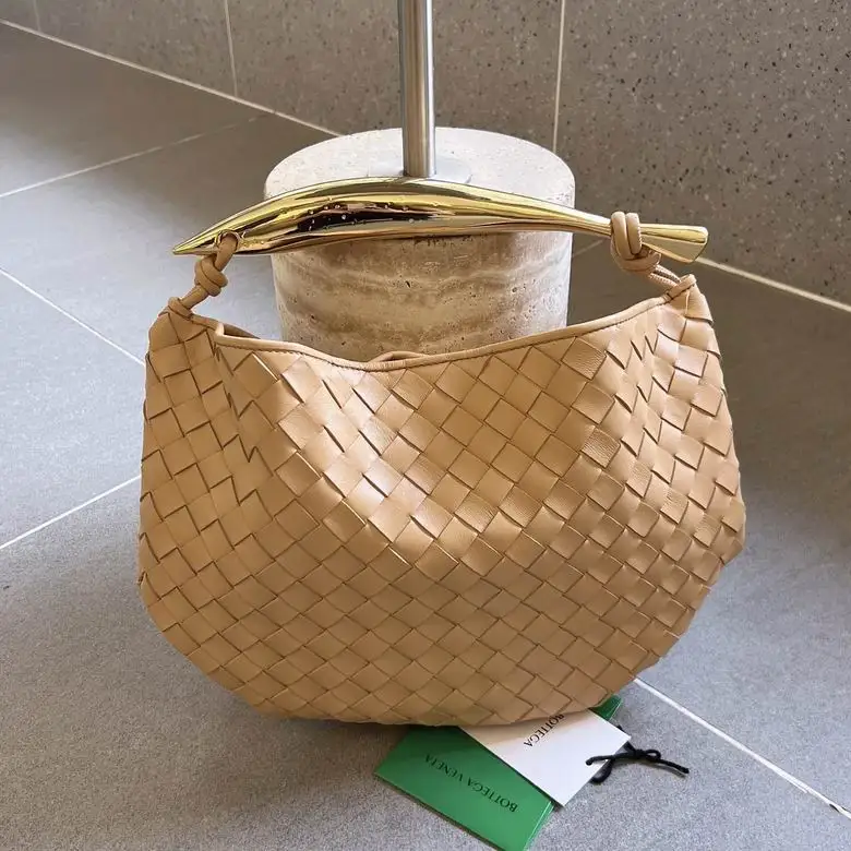 716082 33X20X4cm EL 2