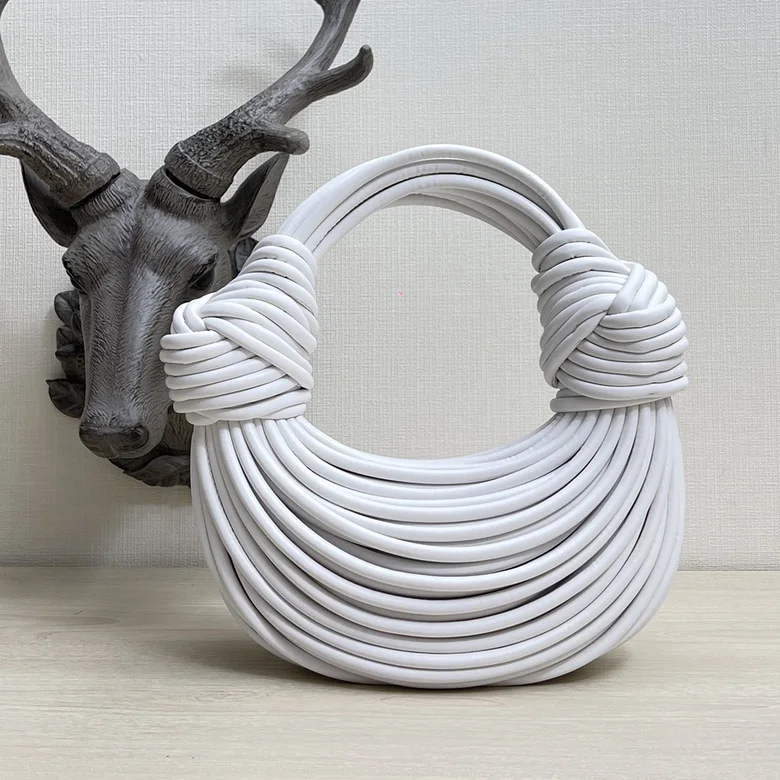 680934 22X15.5X6.5cm  JY