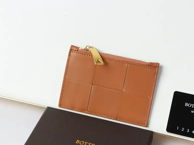 681010 12X8X0.5cm YG 4