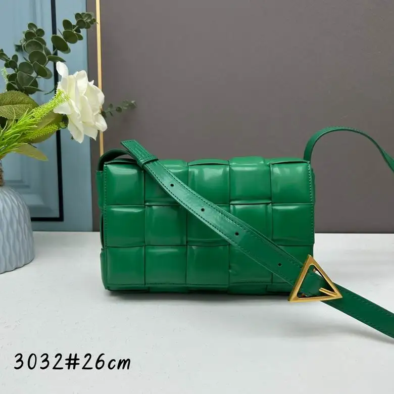 BV3032 26X18X8cm XM 4