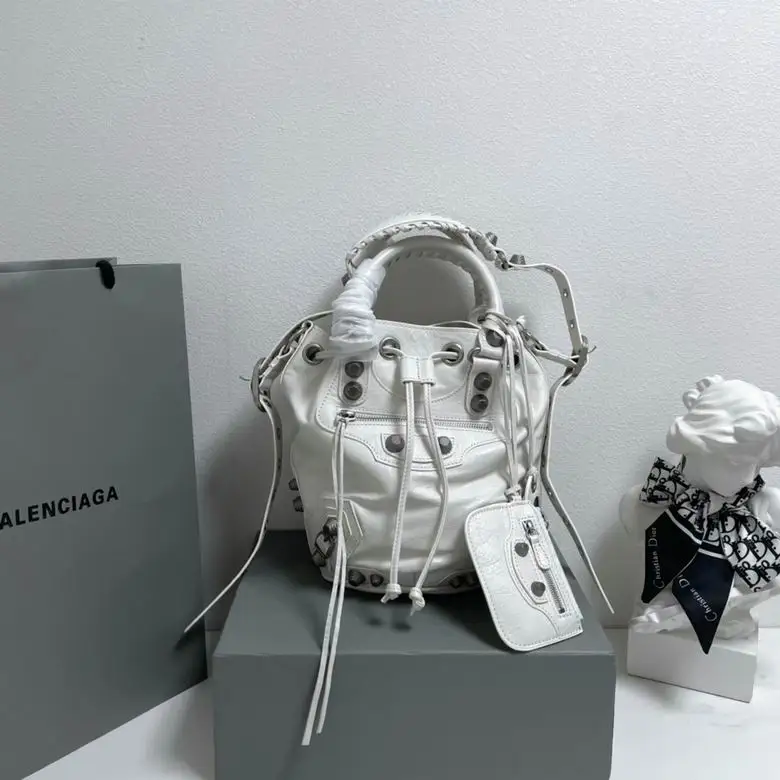 2614L 30X23X17cm GY 1