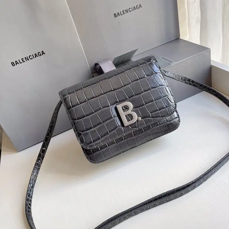 Balenciaga 19x14x7cm FY 2