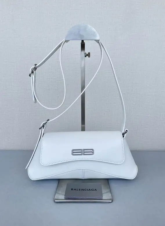 695645 27X15.5X5cm GY 6