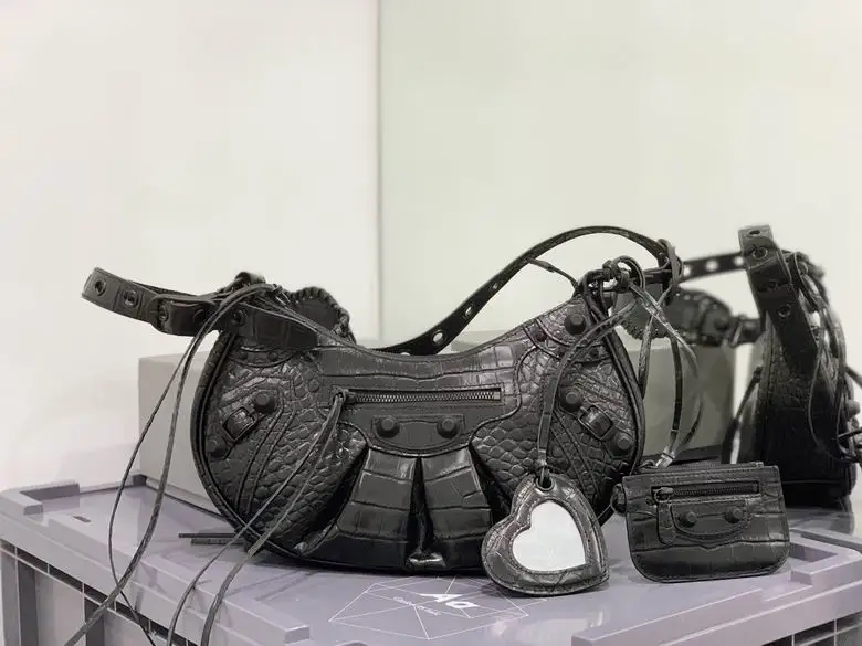 Le Cagole 671307 33X16X8.4cm GY 6