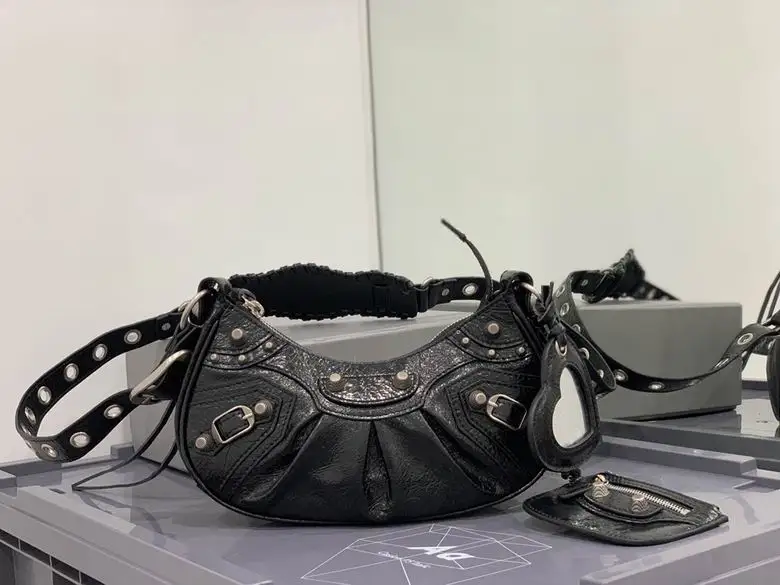 Le Cagole 671409 25X16X6.5cm GY 7