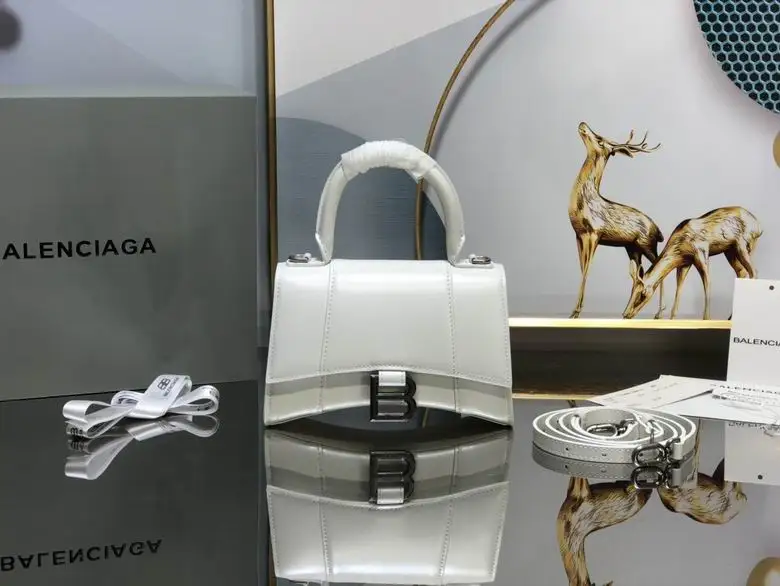 LG0019 19X8X21cm GY 18