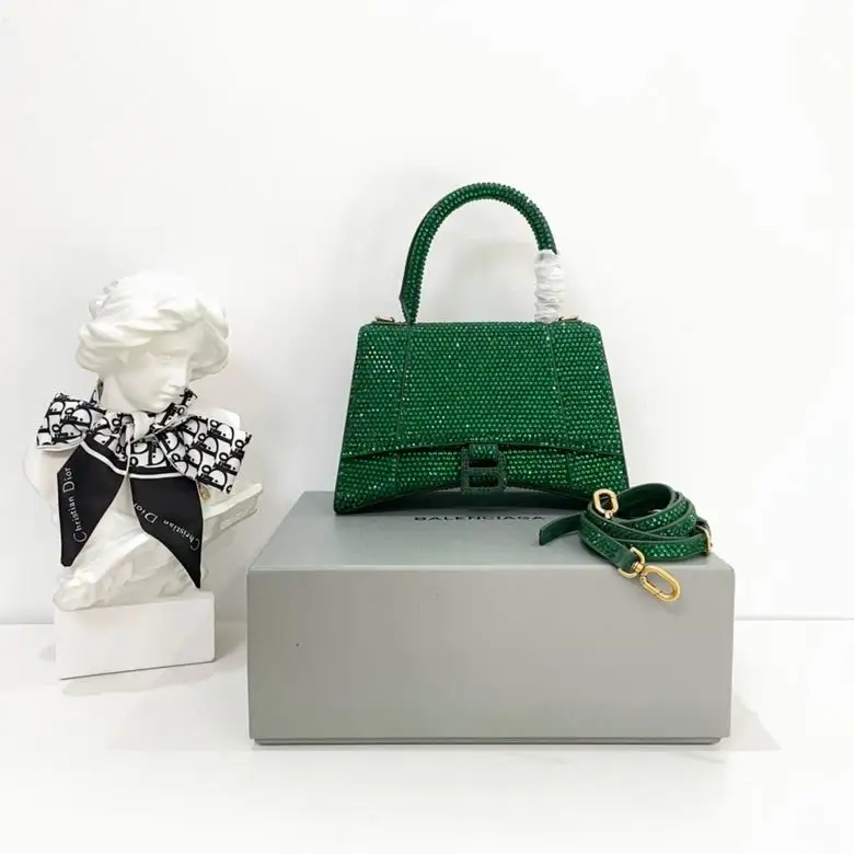 D1689 23X15X10cm GY 3