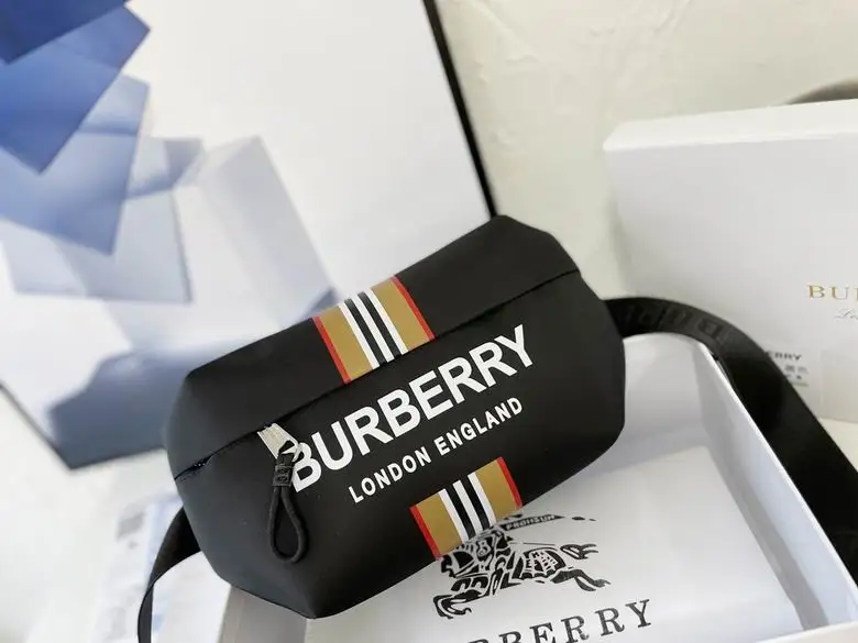Burberry Pocket 1:1