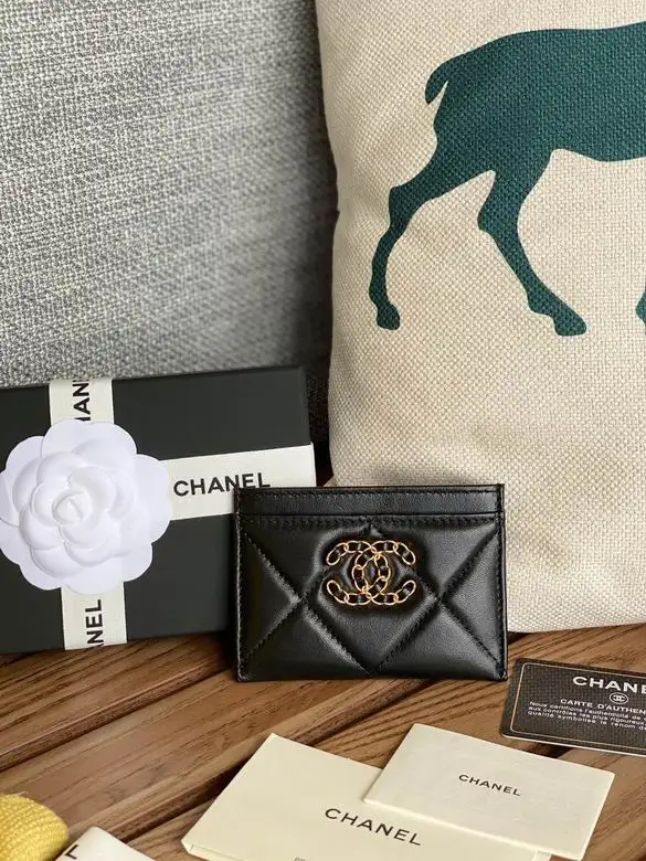 AP1167 11.2X7.5X0.5cm WO 4