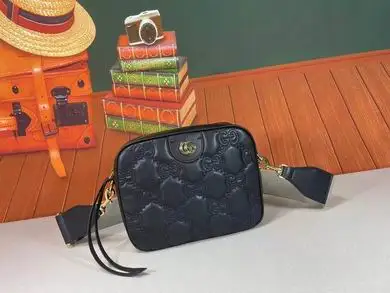 702234 21.5X17X7.5cm  DF