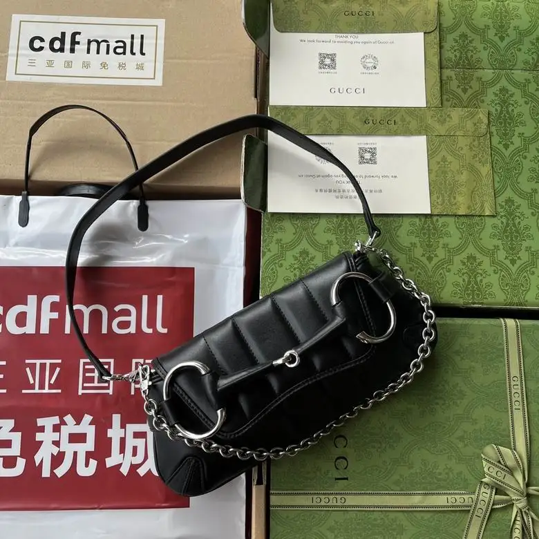 764339 27X11X5cm DN 5