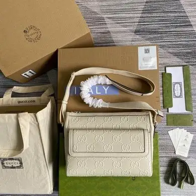 658565 29X22X9.5cm MP 2colour