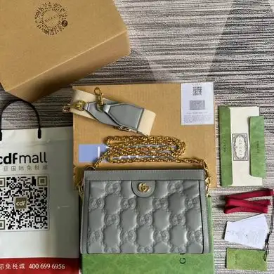 702200 26X17.5X8cm MP 4