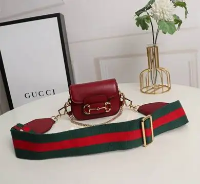 Horsebit 699760 12X9X4cm DF 3