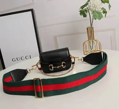 Horsebit 699760 12X9X4cm DF 5