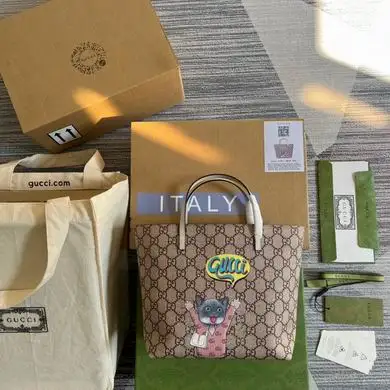 410812 21X20X10cm MP 5