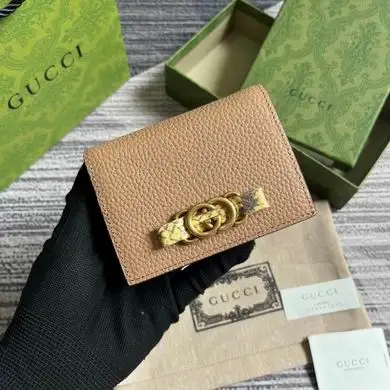 746059 11X8.5X3cm MP 3colour