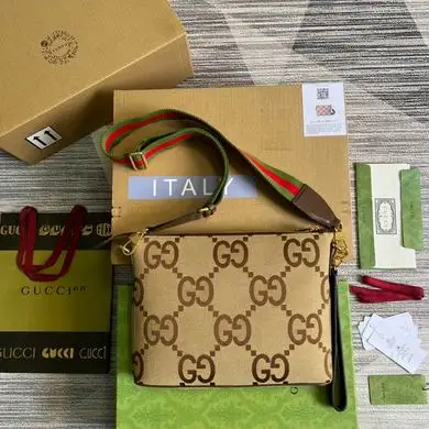 699130 31X24.5X5cm MP