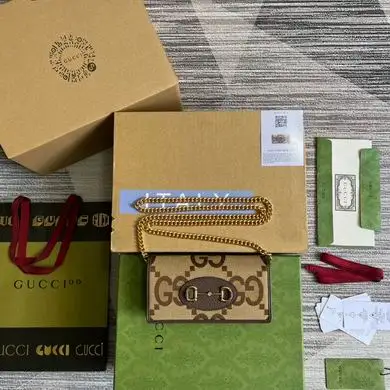 621892 19X10X4cm  MP