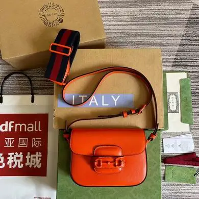 Horsebit 726226 20.5X14.5X5cm MP 4