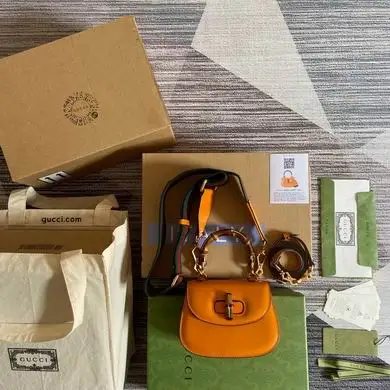 686864 17X12X7.5cm MP 7