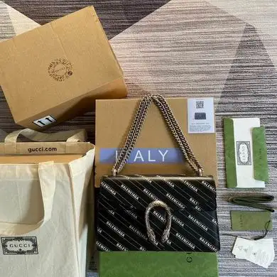 400249 28X18X9cm MP 2colour