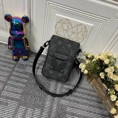 M81522 12X19X7cm YG 4