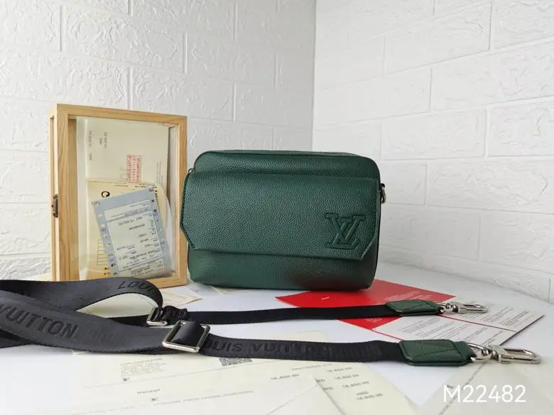 M22482 23.5X18X7cm YG 5