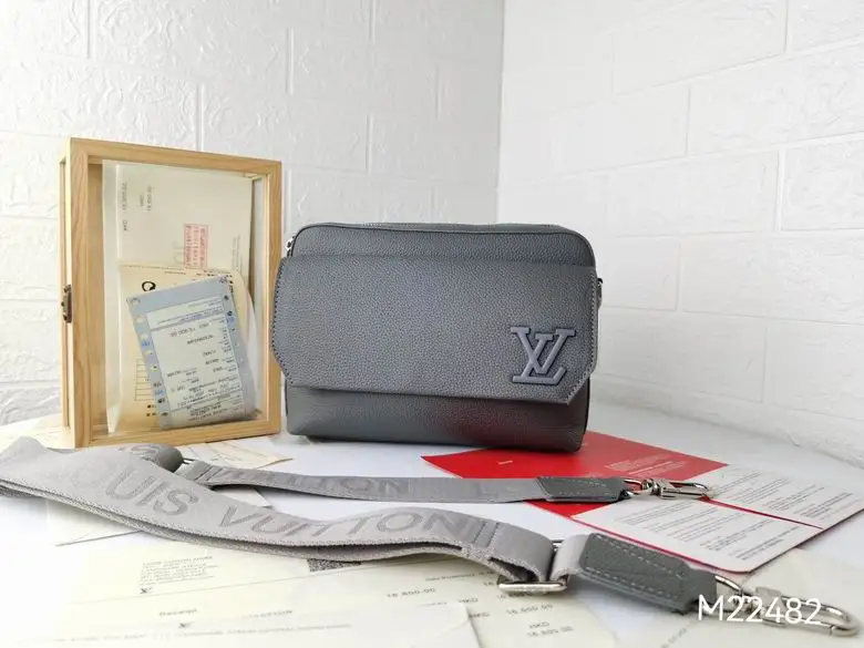 M22482 23.5X18X7cm YG 6