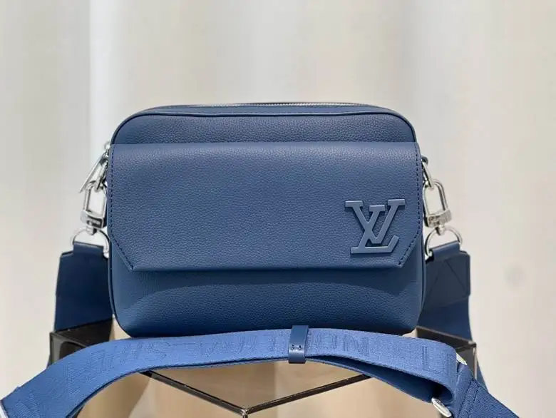 M22611 23.5X18X7cm XM