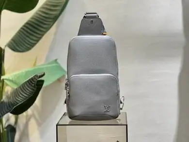 M30859 20X31X10cm XM