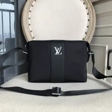 98118-3 26X19X8cm XM