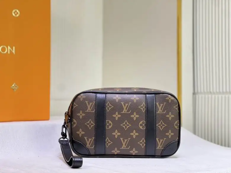 M82076 25X16X6.5cm XM 1