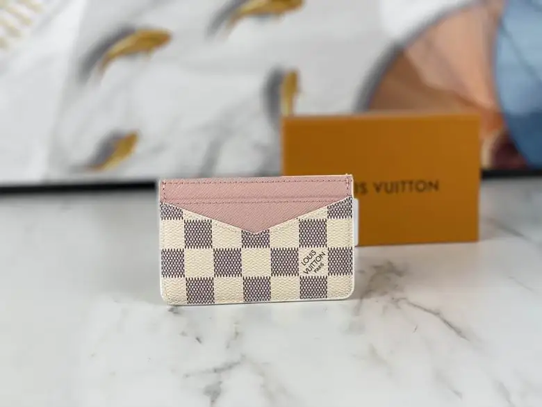 M60166 11X7X0.6cm YG 9