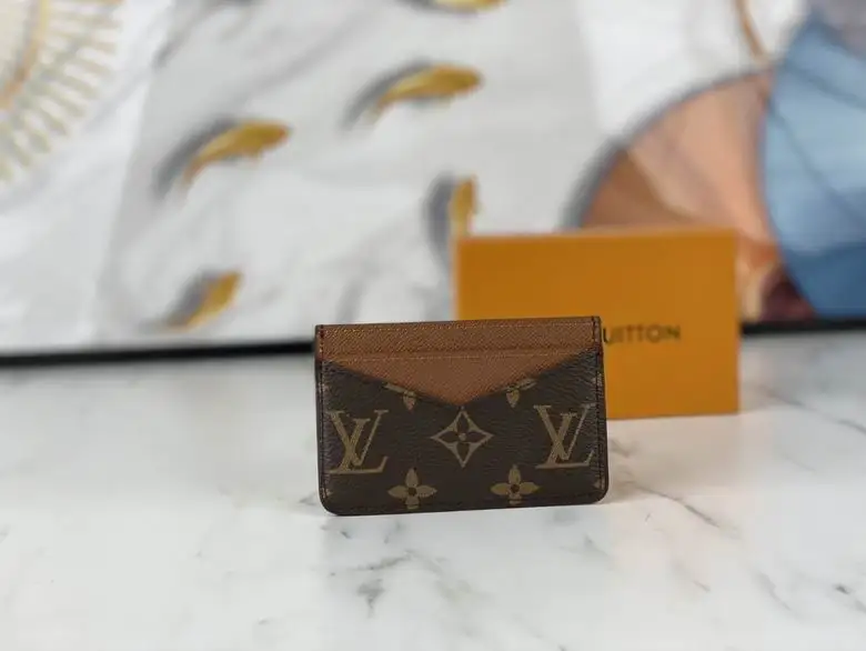 M60166 11X7X0.6cm YG 10