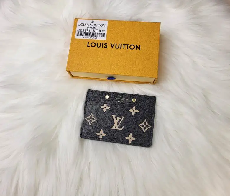 M69171 11X7.5X0.4cm YG 1