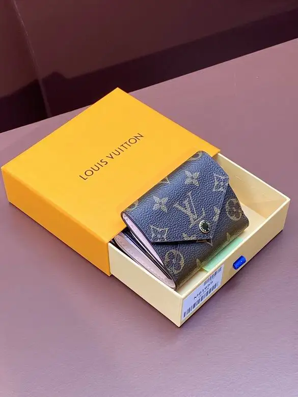 M81665 10X7X2.5cm YG