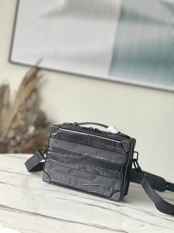 Soft Trunk M59351黑鳄鱼纹21.5x15x7cm gf