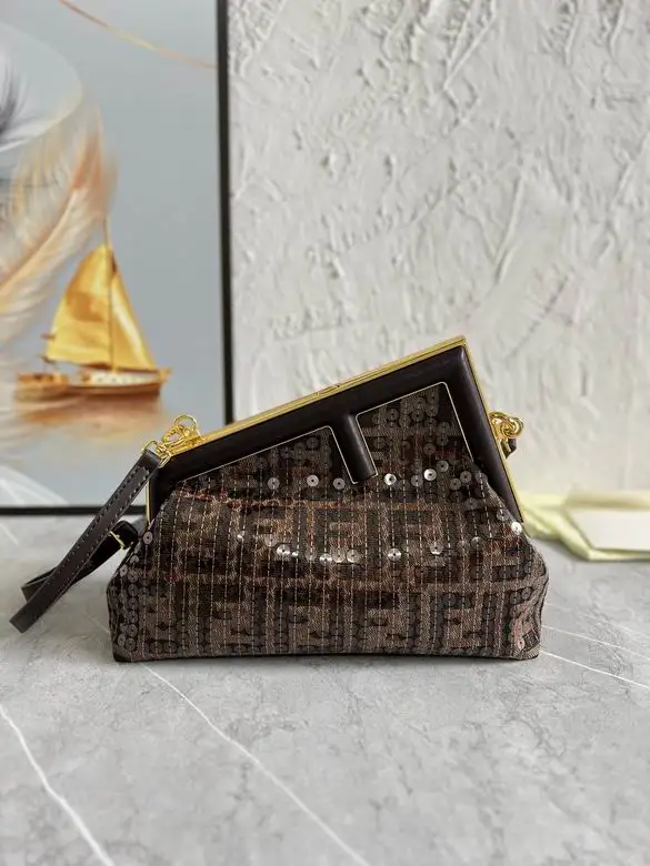 26X9.5X18cm 092006 YT