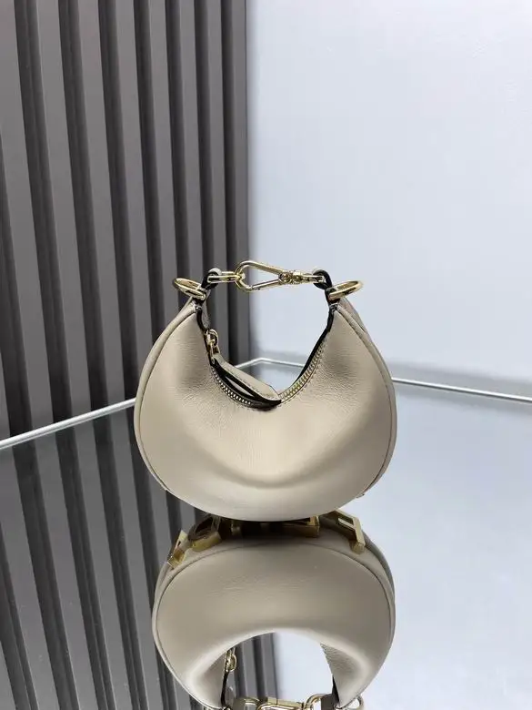 8024B69 16.5X14X5cm H 2colour