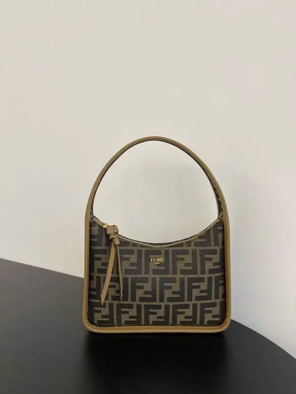 2024 Fendi hobo Original