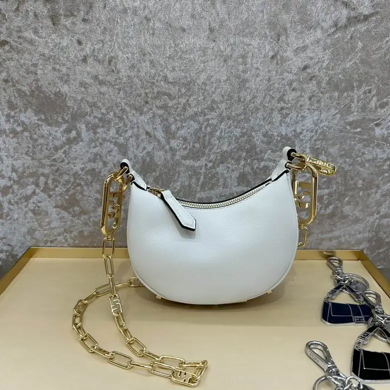 7014 16.5X14X5cm H 6