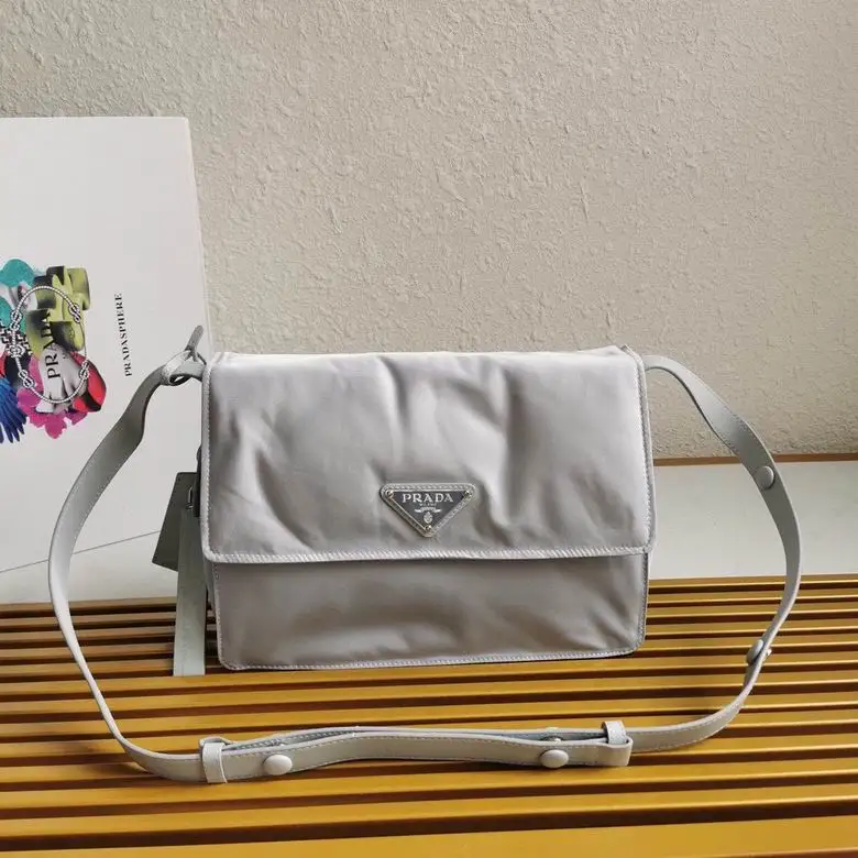 1BD255 30X21.5X12cm DN 3colour